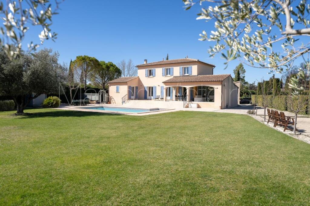 Main image of property: Provence-Alps-Cote d`Azur, Vaucluse, Modène
