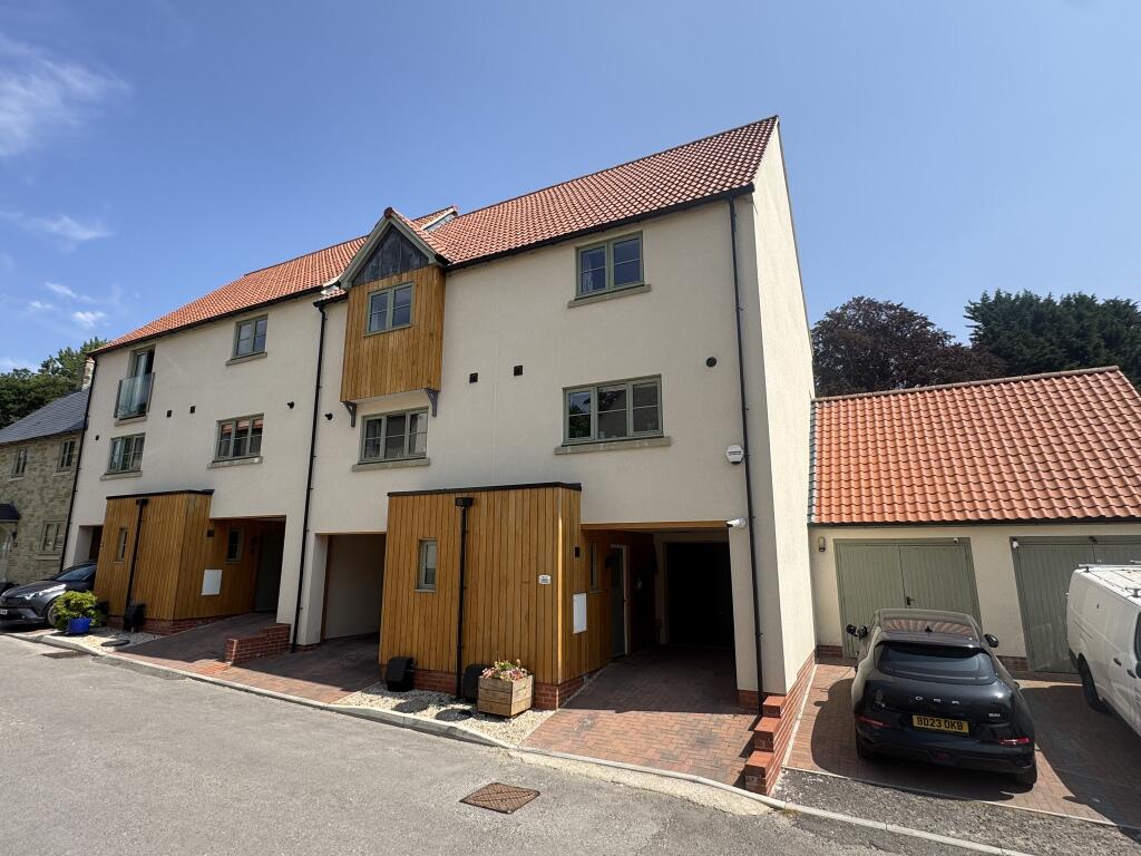 2-bed terraced on Mill Lake, Factory Hill, Bourton, £260,000