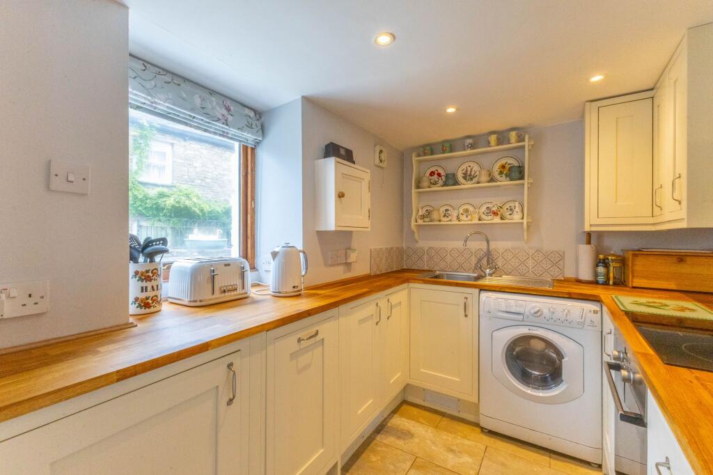 House in Lancaster - View 5