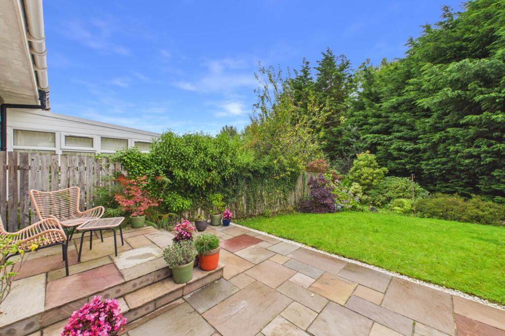 House in Motherwell - More