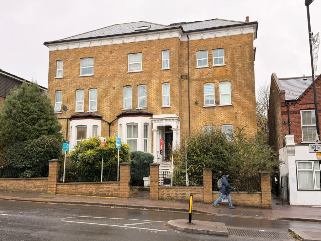 Main image of property: Portland road,South Norwood, SE25 4UX