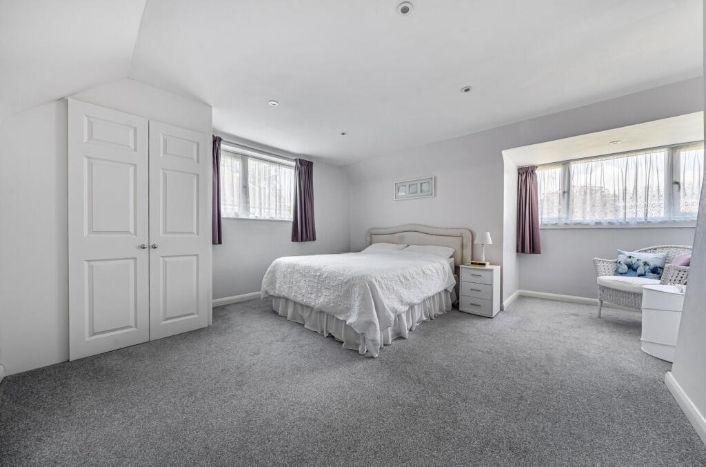 Willowhale Avenue, Aldwick, PO21 - View 4