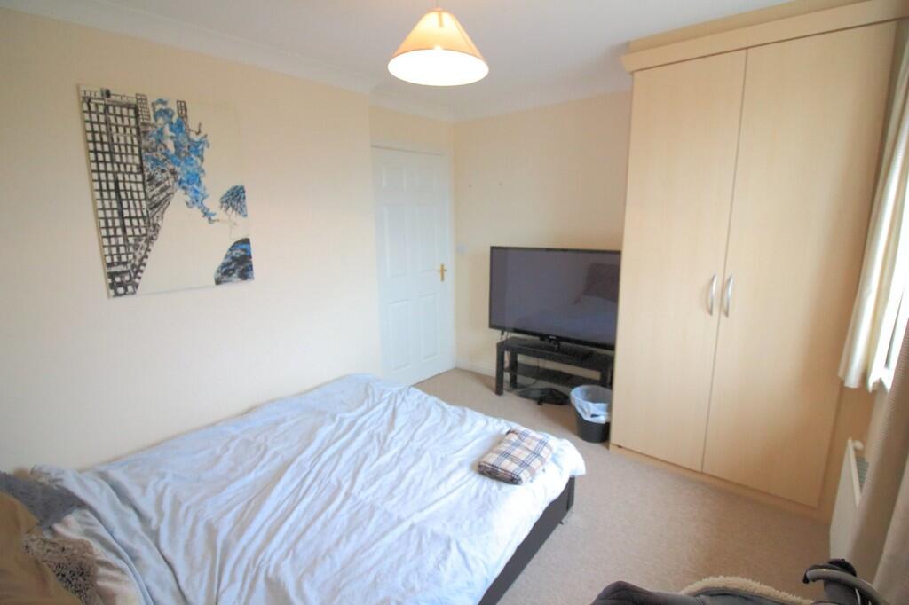 Apartment in Southampton - More