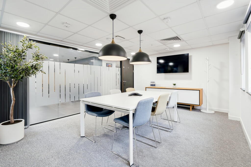 Photo 6