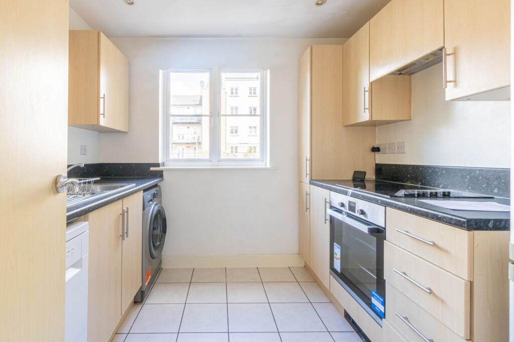 Apartment in Colchester, Myland, Mile End - View 3