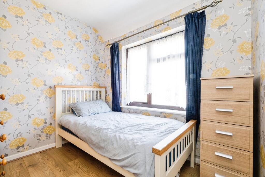 House in London - View 5