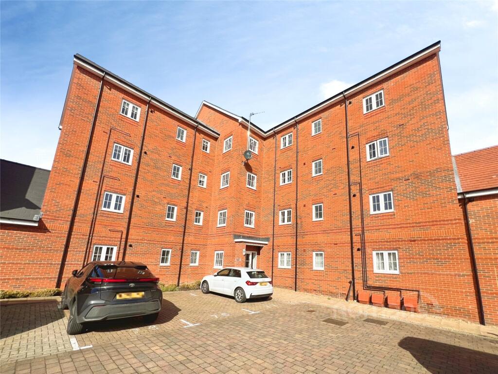 Apartment in Aldershot - View 5