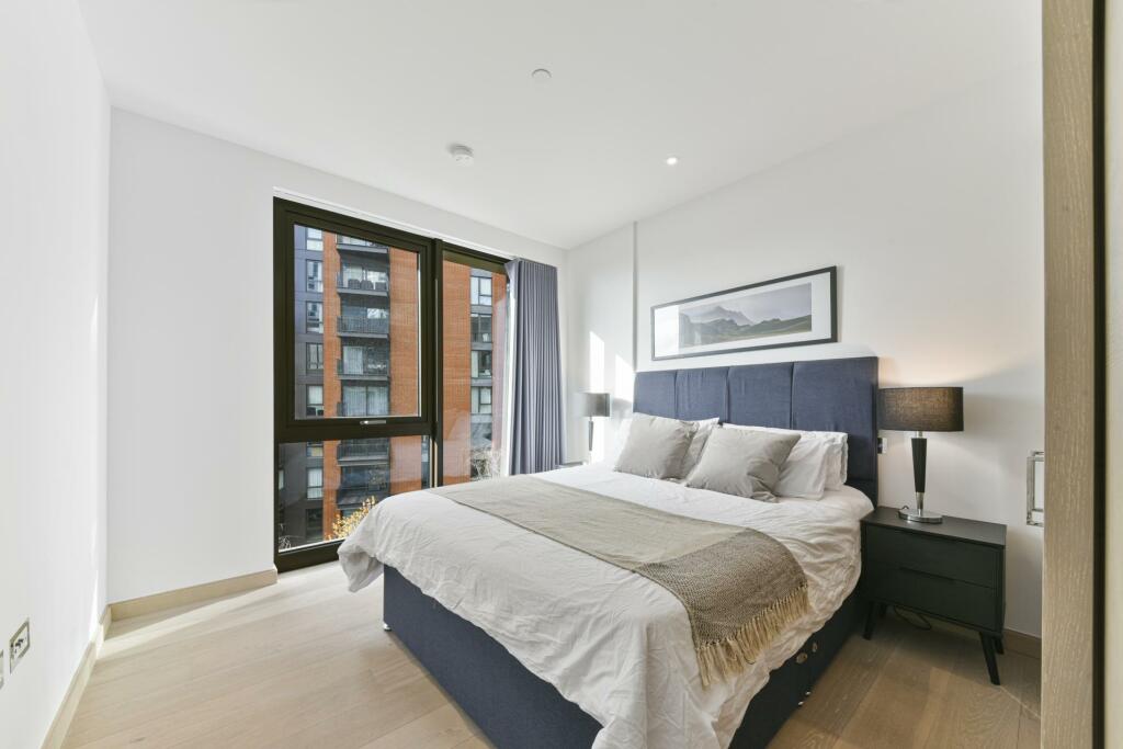 Apartment in London - More