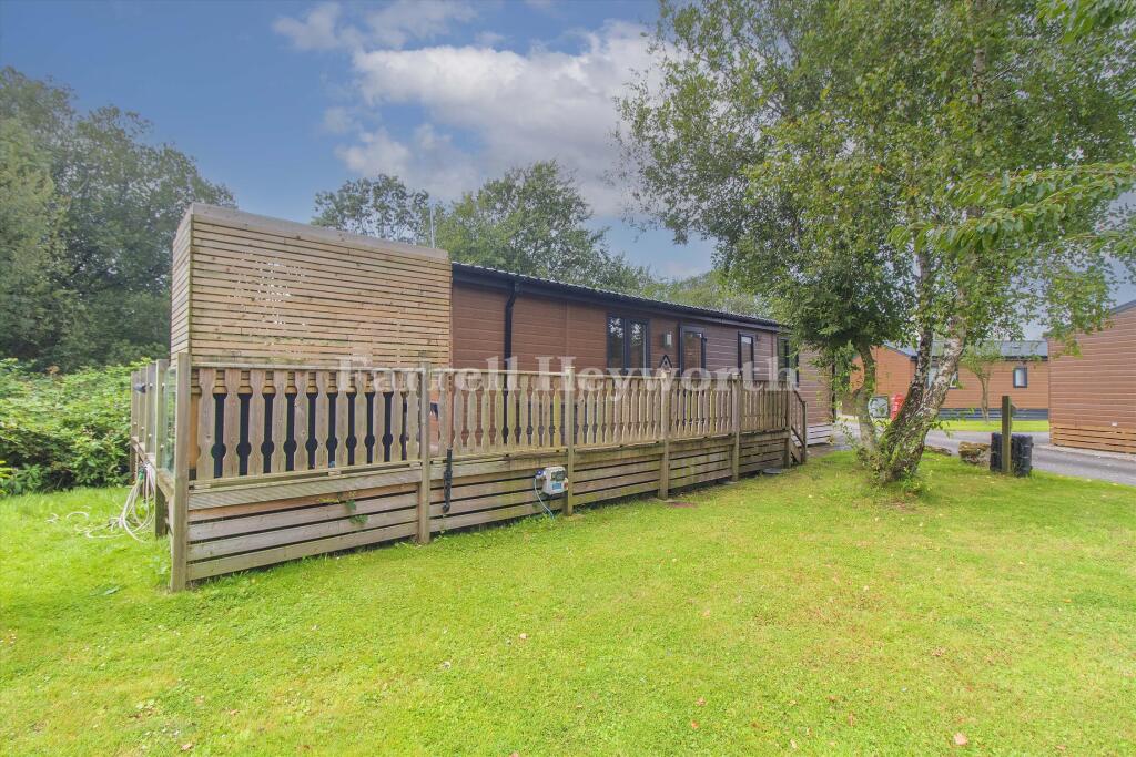 3-bed house on Borwick Lane, Dock Acres, Carnforth, £129,950
