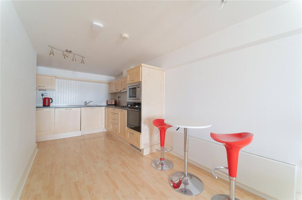 Apartment in Manningtree, Mistley - More