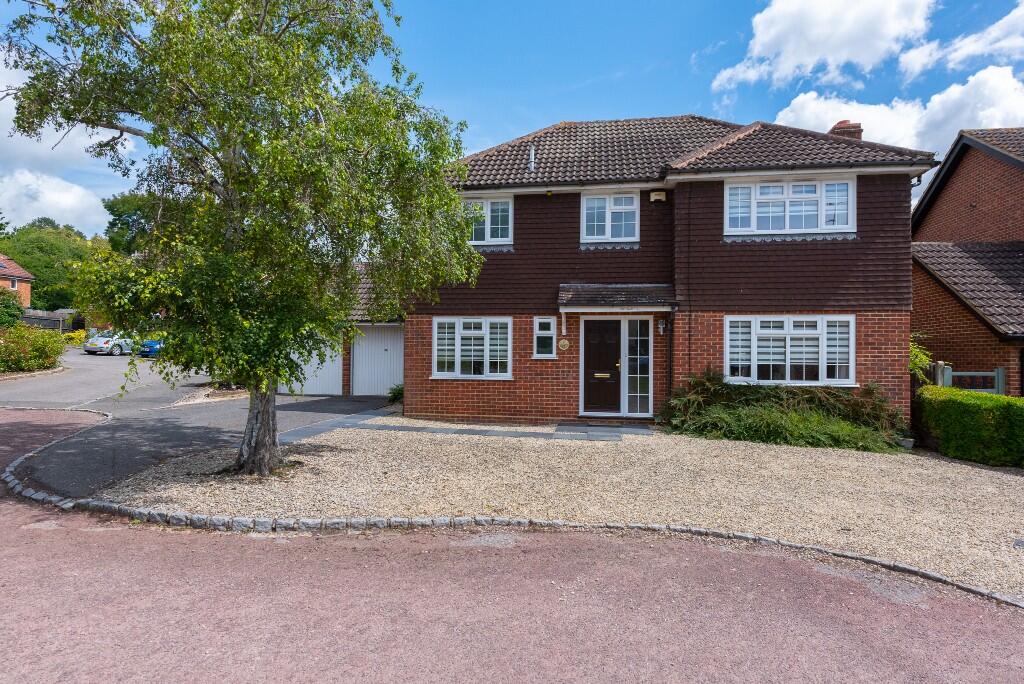Main image of property: Suffolk Close, Wokingham, Berkshire, RG41