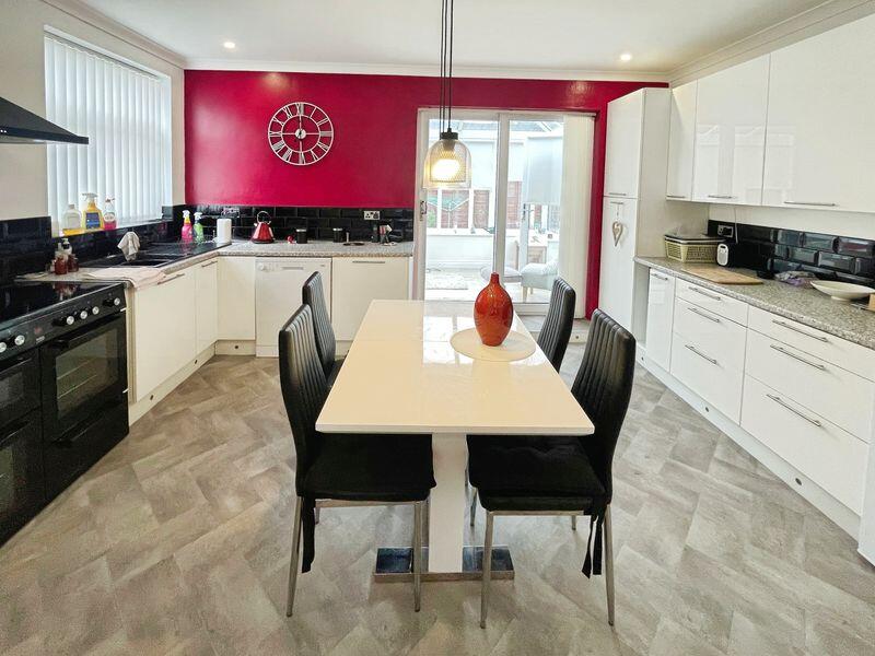 Highfield Lane, Whitefield photo 3
