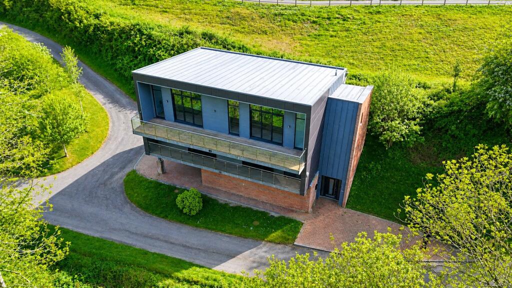 Main image of property: Striking Very Spacious Contemporary Home, Langmead Drive, Bideford, Devon, EX39