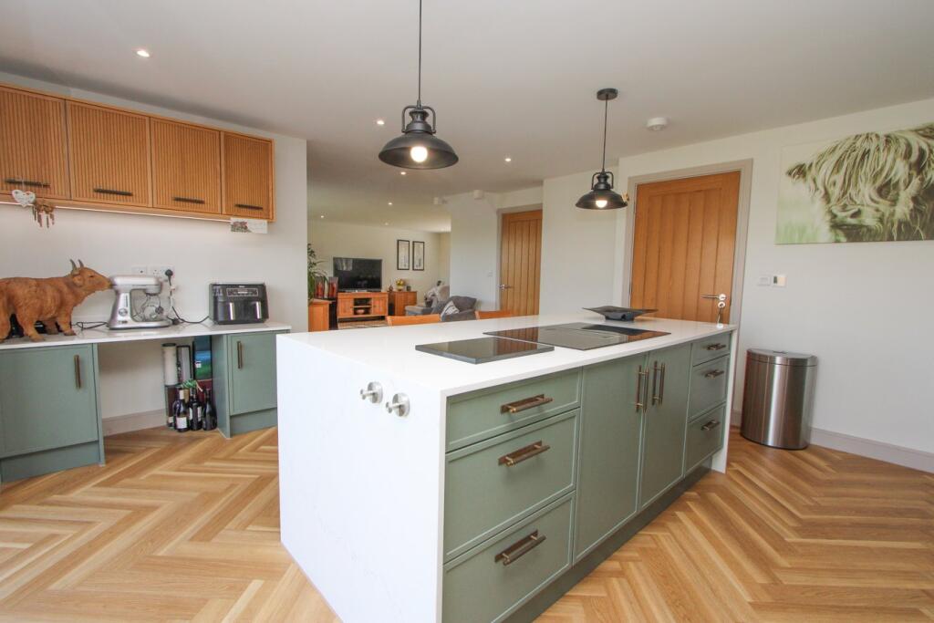 House in Frampton Cotterell - View 4