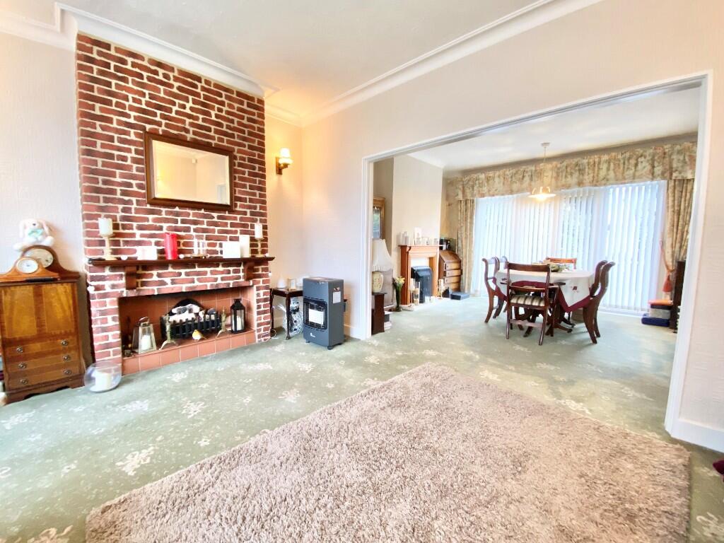 Ridgeway Avenue, East Barnet, EN4 photo 4