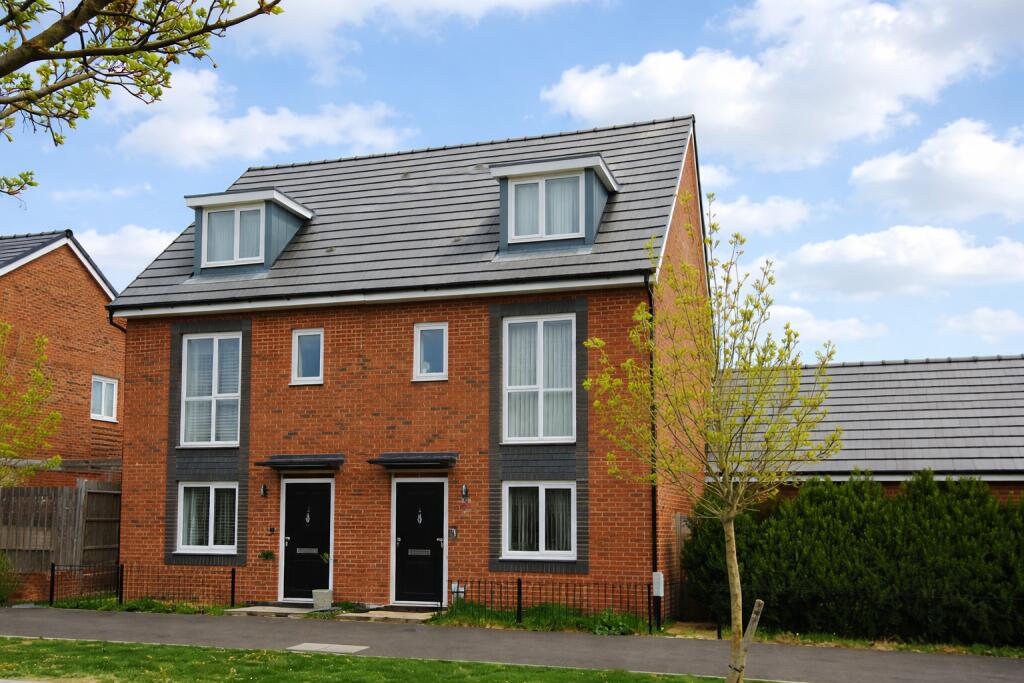 Main image of property: Heathy Wood, Copthorne