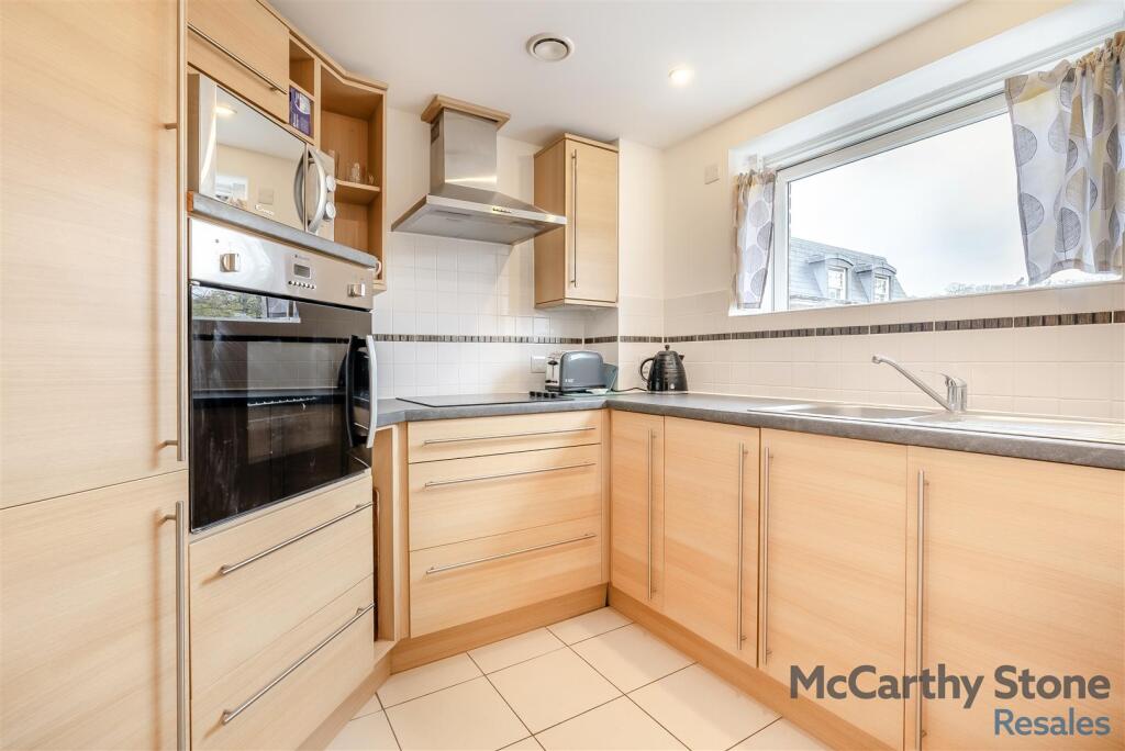 Additional image 6 of Peel Court, College Way, Welwyn Garden City, Hertfordshire, AL8 6DG