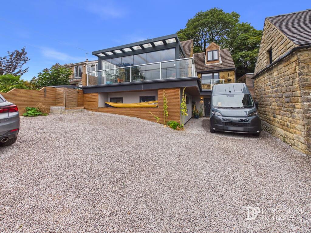 Main image of property: Parkhead, Matlock, DE4