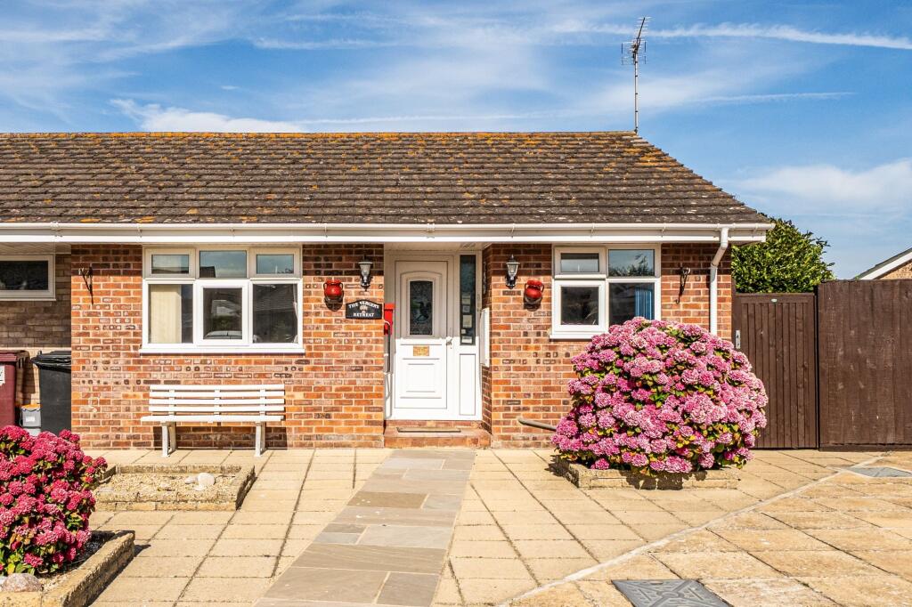 Main image of property: Gainsborough Drive, Selsey, PO20