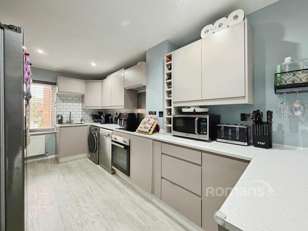 House in Guildford - View 5