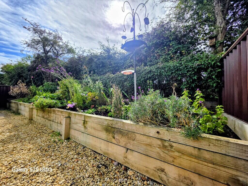 House in Gloucester - View 3