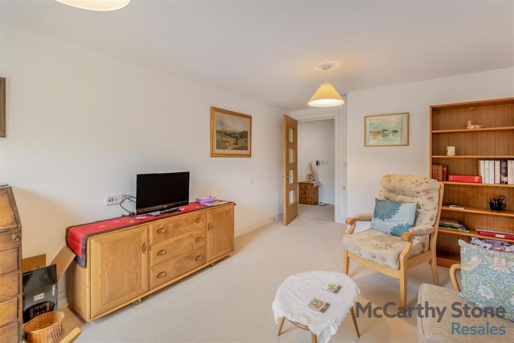 Additional image 3 of Peel Court, College Way, Welwyn Garden City, Hertfordshire, AL8 6DG