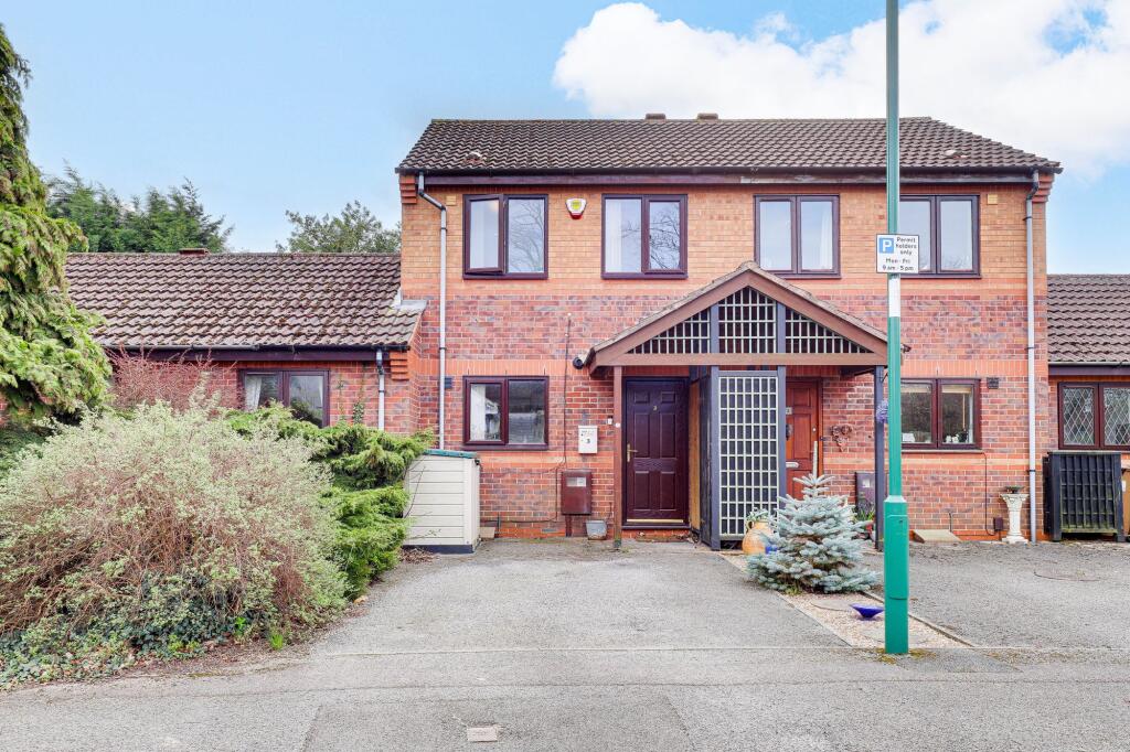 Main image of property: Leander Close, Nottingham, NG11