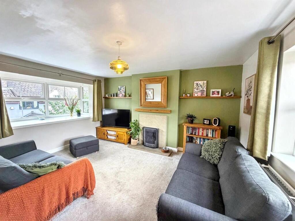 House in Bradford - View 2