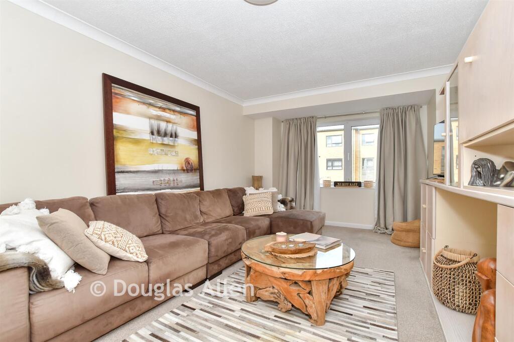 Main image of property: Kings Head Hill, Chingford