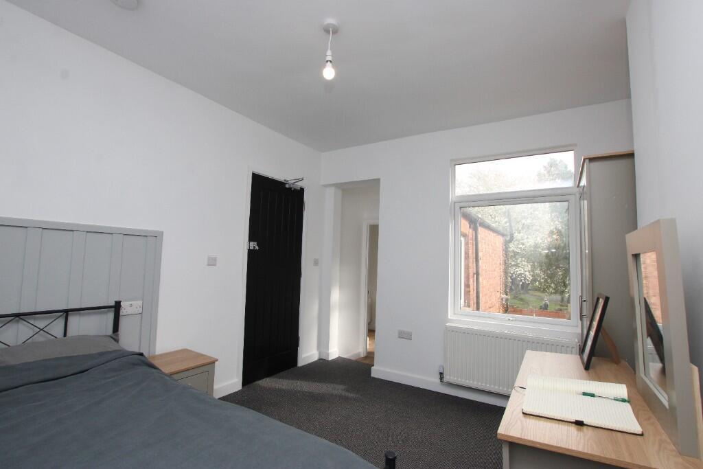 Main image of property: St. Peters Avenue, Kettering, Northamptonshire, NN16