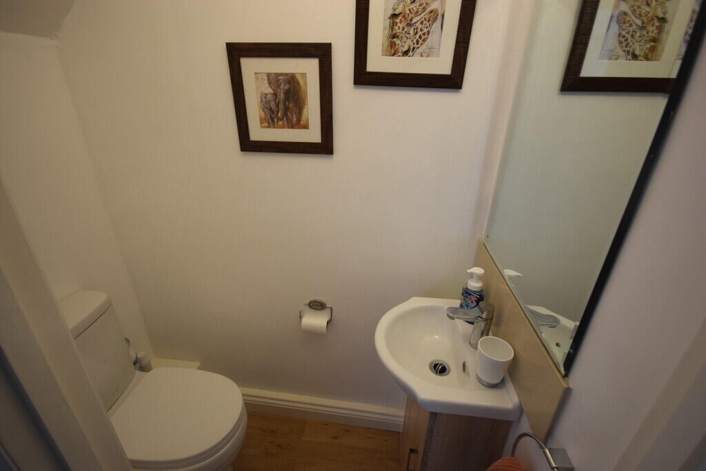 House in Lancaster - View 5