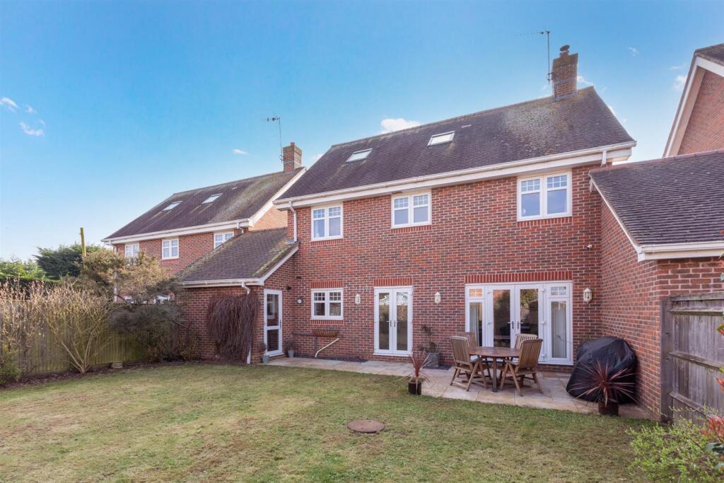 House in Bray, Windsor and Maidenhead - View 4