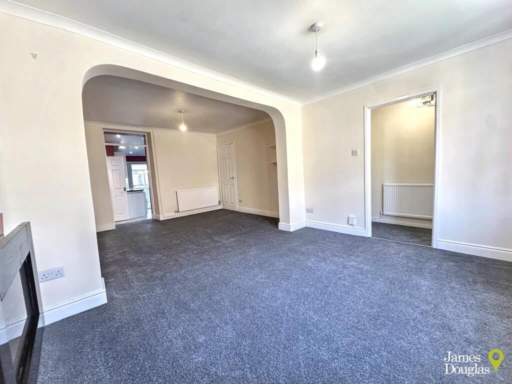 House in Cardiff, Rhondda Cynon Taf - More