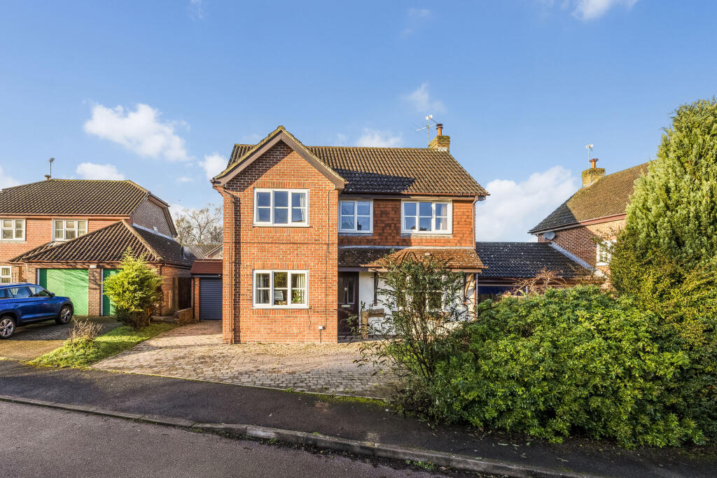 Main image of property: Bircholt Road, Liphook, GU30