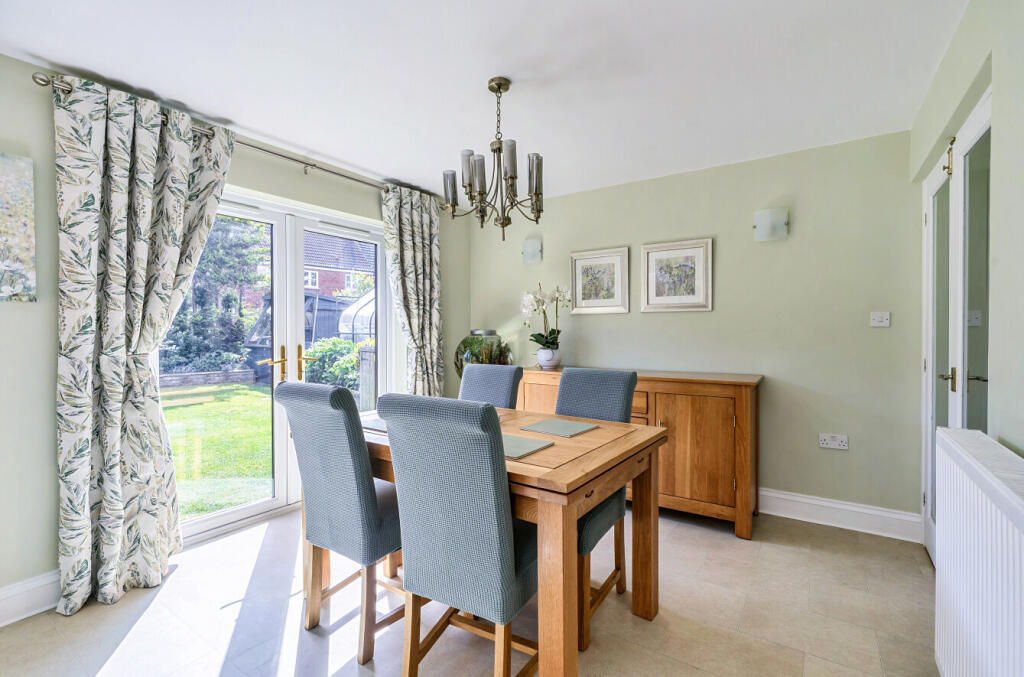 House in Bath, Brympton - More