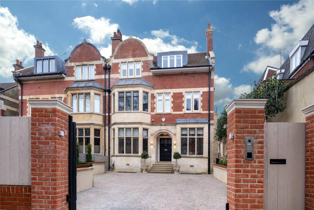 Main image of property: Rosslyn Hill, London, NW3
