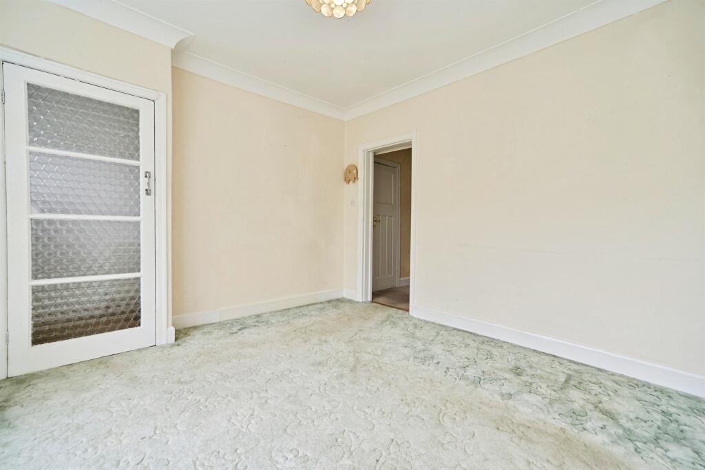 House in Bradford - View 4