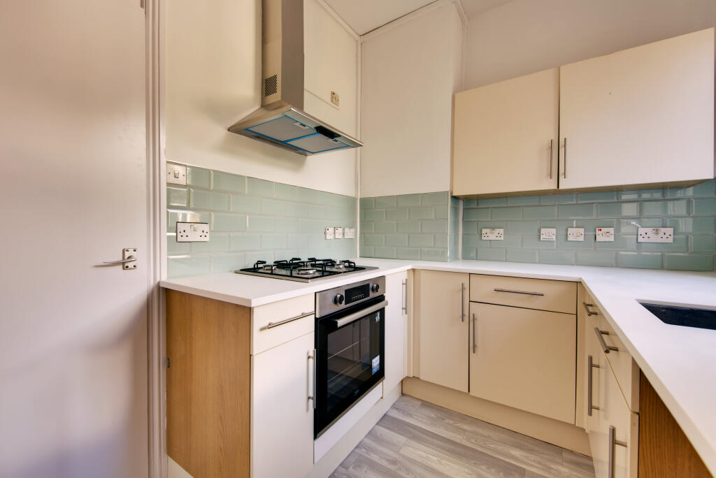 Apartment in London - More