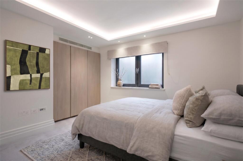 Apartment in London - More