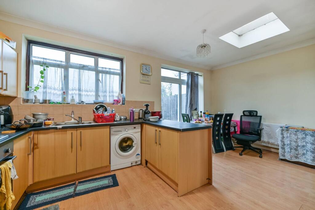 Main image of property: The Drive, Isleworth, TW7