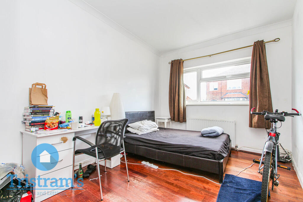 1 bedroom house share for rent