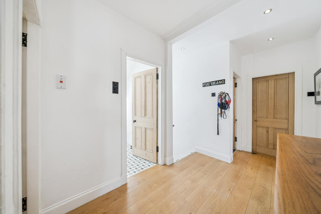 Apartment in Paisley, Argyll and Bute - View 5