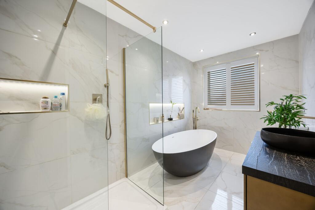House in Rossendale, Holme - View 3