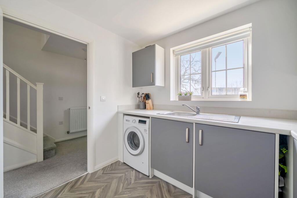 Sunningdale Close, Boorley Green, Southampton, SO32 photo 5