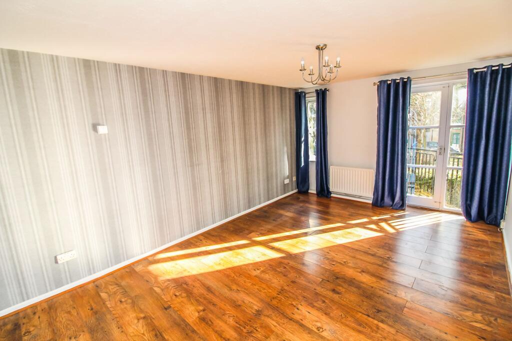 Apartment in Newcastle upon Tyne - View 4
