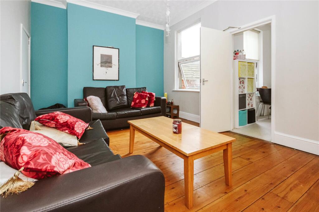 Main image of property: Victoria Park, Fishponds, Bristol, BS16