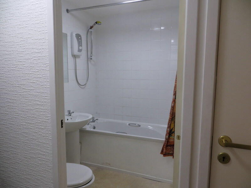 Flat 4, Puzzle Square, Welshpool, Powys, Mid Wales, SY21 7LE photo 4