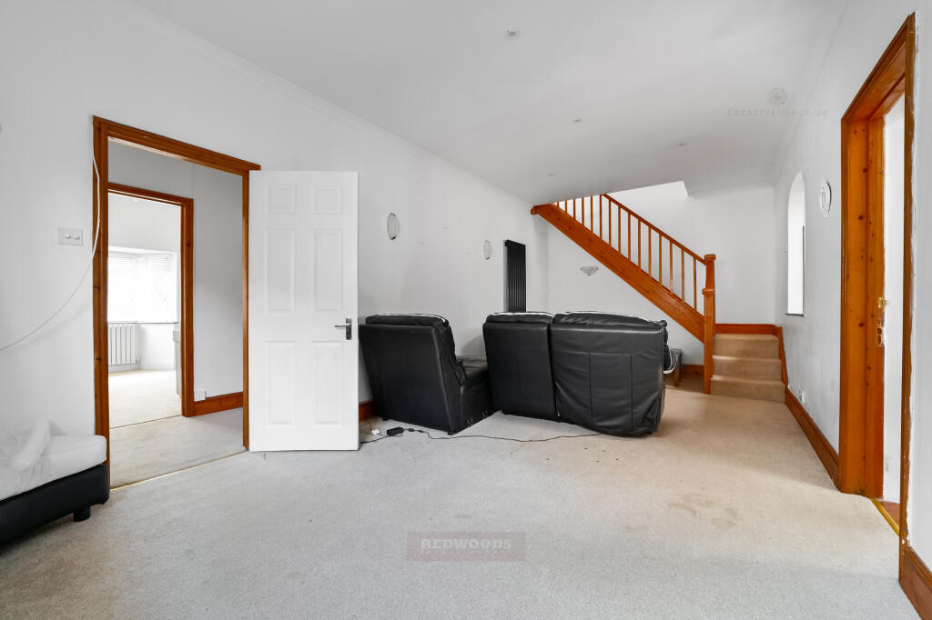House in Bray, Windsor and Maidenhead - More