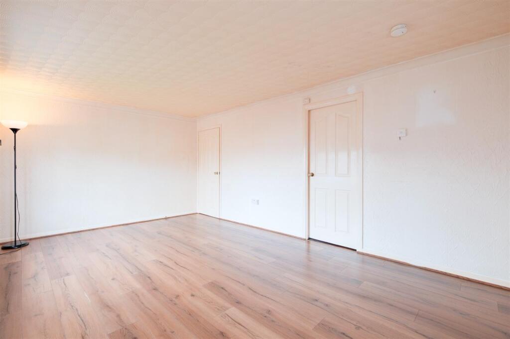 Apartment in Blantyre, Wheatlands, High Blantyre - View 4