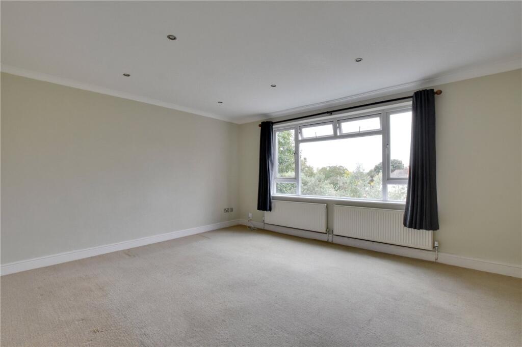 Lyncourt, 5 The Orchard, Blackheath, London, SE3 photo 3